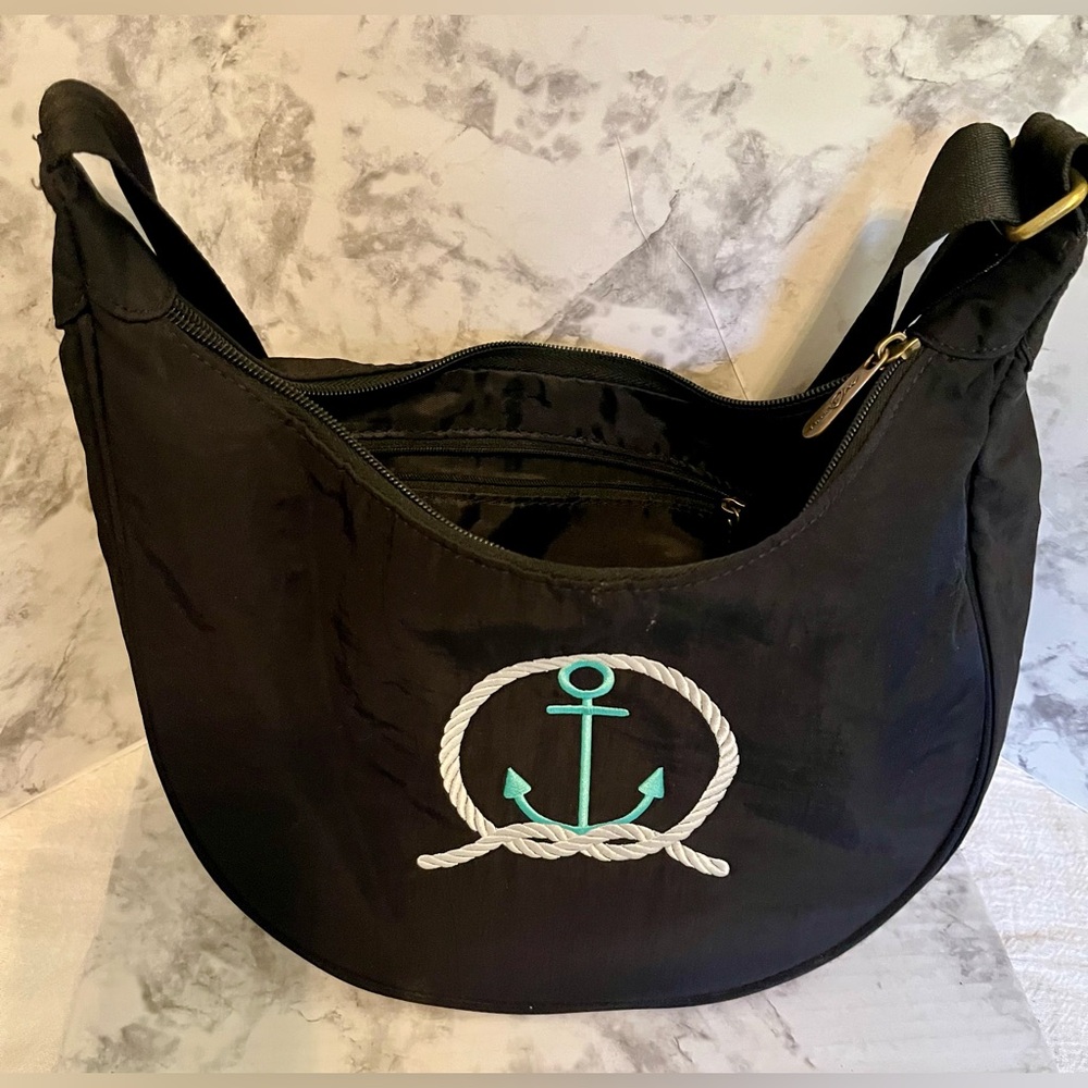 Thirty One (31) Sport Crossbody in Black with Anchor Nautical personalization